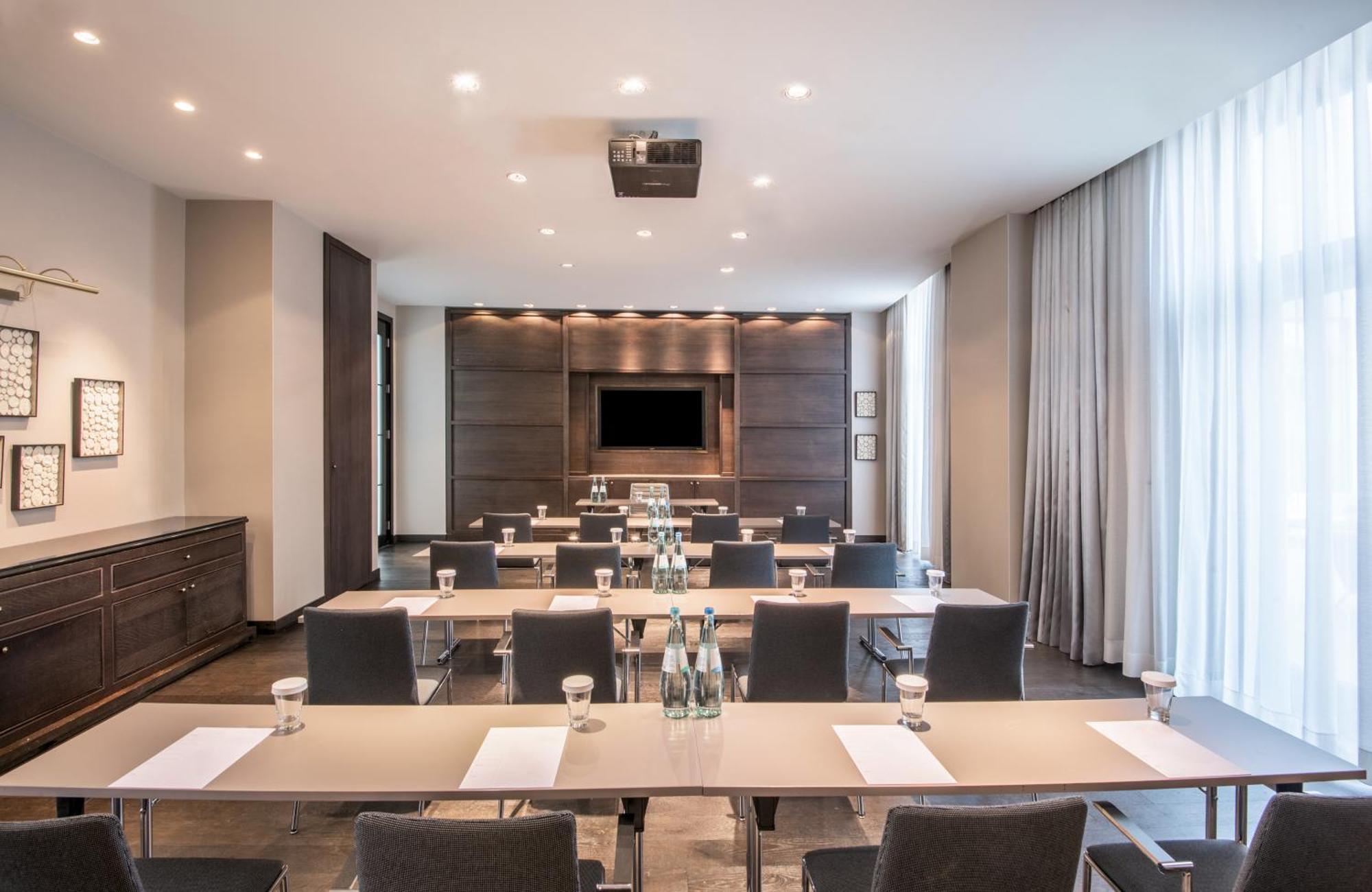 Hotel Potsdamer Platz By Leonardo 4*